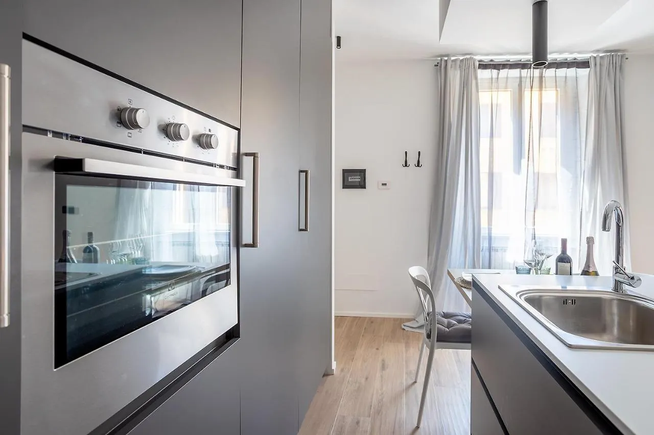Suite 2 Centro Milano,Duomo,Navigli Apartament